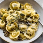 Cheese Tortellini with Butter